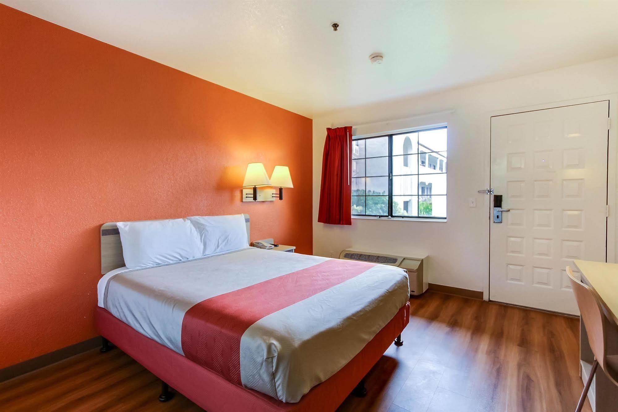 Motel 6-Salinas, Ca - North Monterey Area 외부 사진