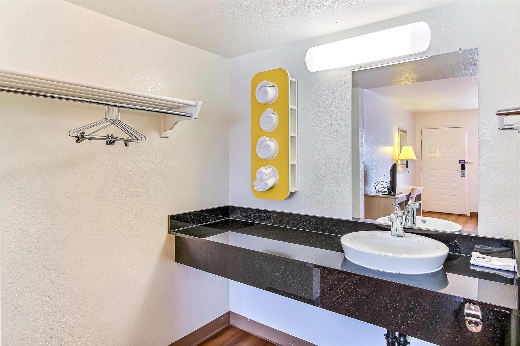 Motel 6-Salinas, Ca - North Monterey Area 외부 사진