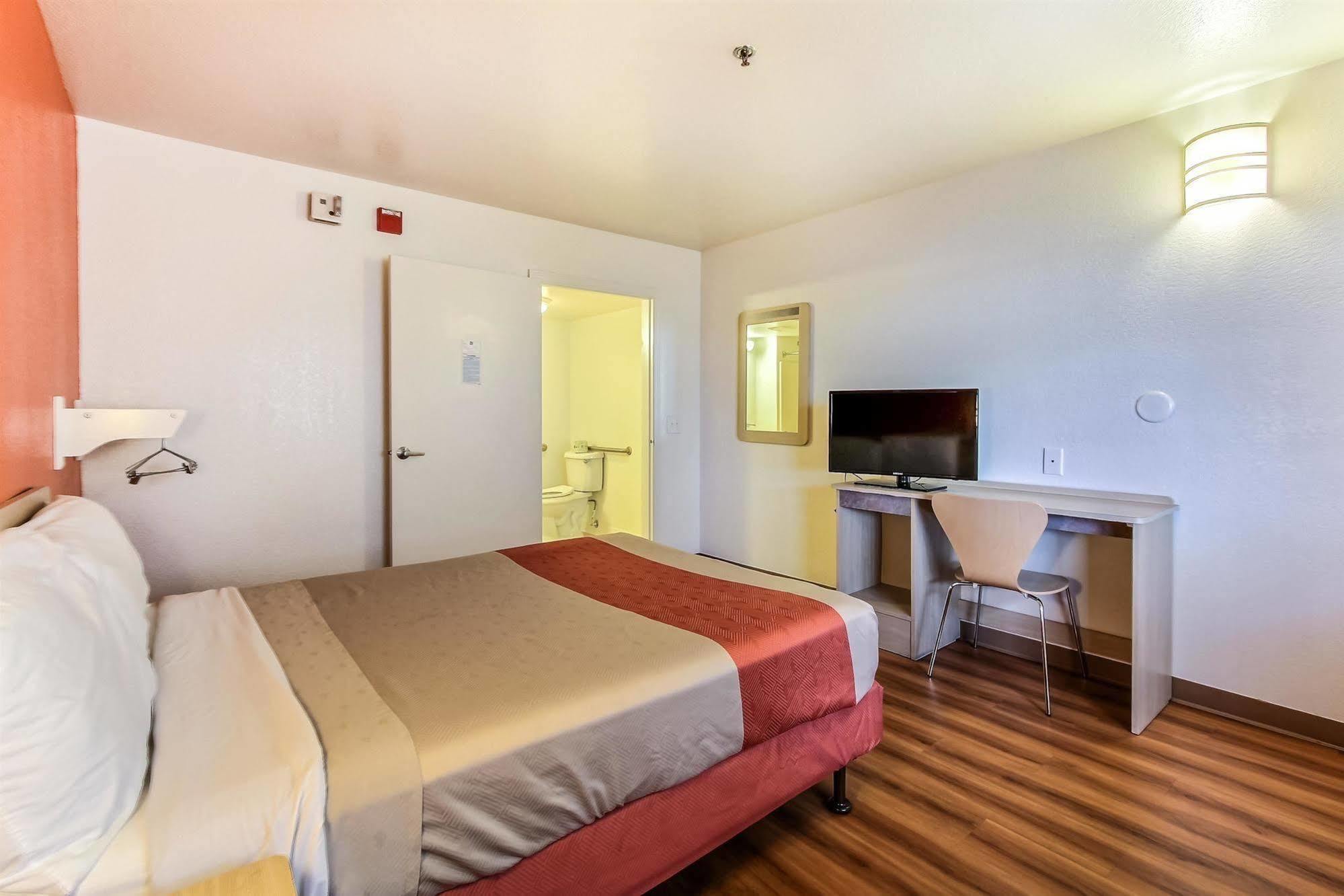 Motel 6-Salinas, Ca - North Monterey Area 외부 사진